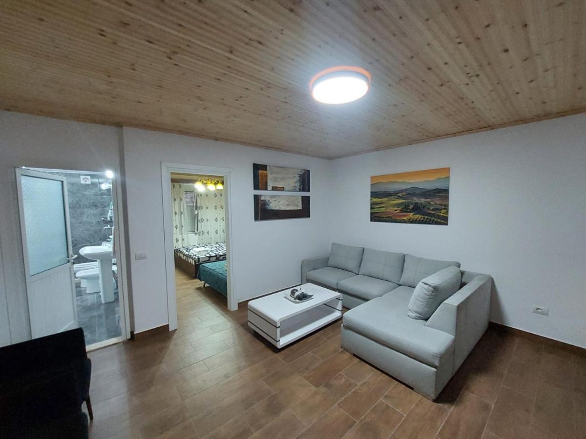 Herta Apartment Berat Dış mekan fotoğraf